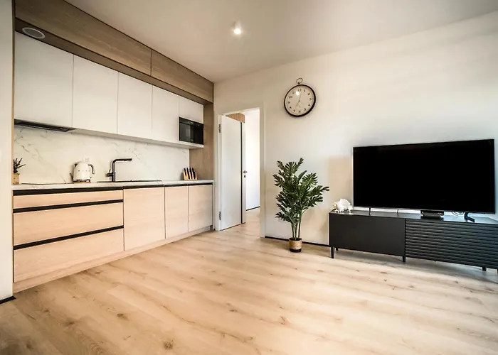 La Maddalena Alldayholiday * מיילנו