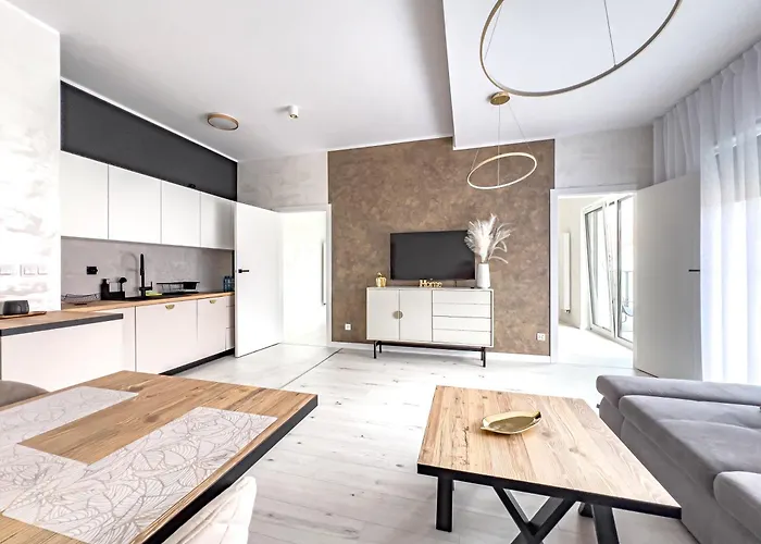 La Maddalena Alldayholiday מיילנו